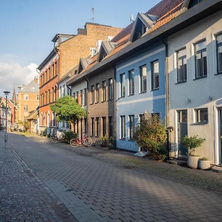 Townhouse Mitt I Centrala Malmoe Exterior foto